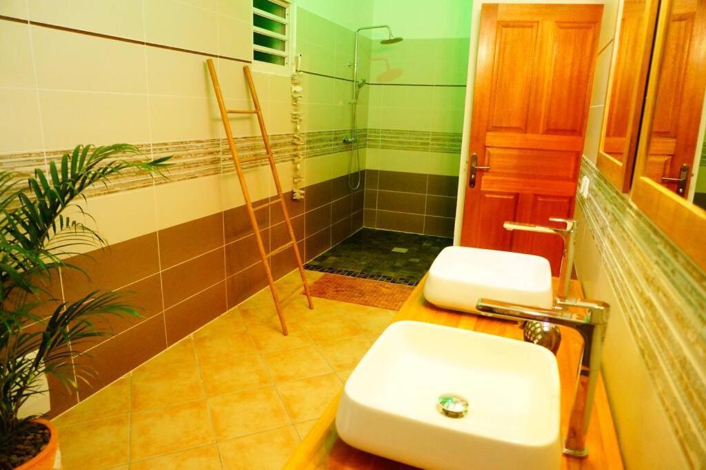 Ti Coin Relax Bungalow Vue Mer Piscine Privee Saint-Francois  Zewnętrze zdjęcie